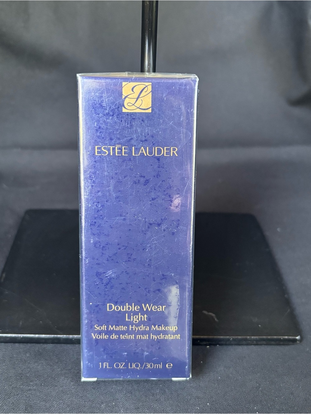 Estée Lauder Double Wear Light - Soft Matte Hydra Makeup (Sealed Box) 1N2 Ecru
